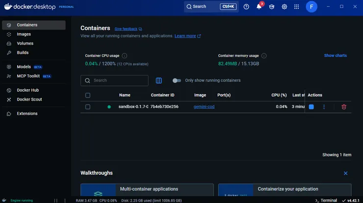 Docker 也自動產生了一個容器