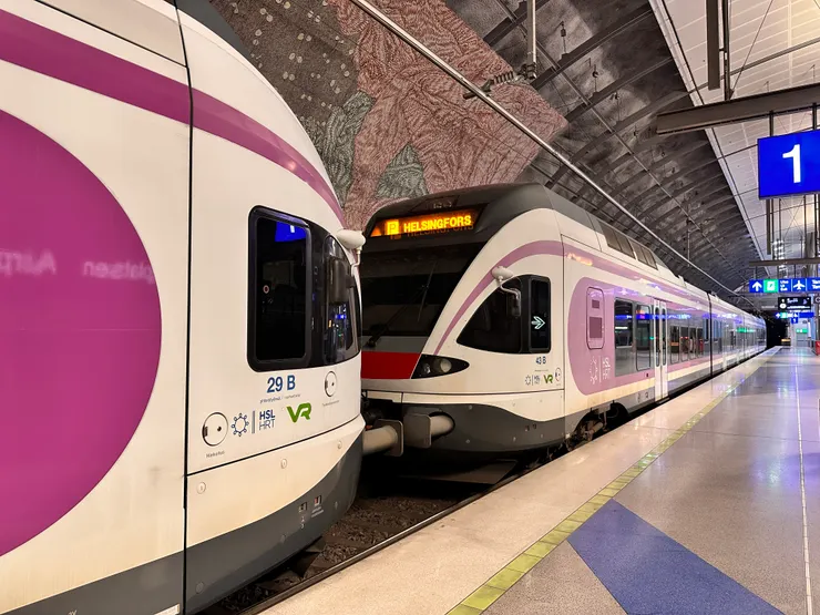 芬蘭機場到市區的火車