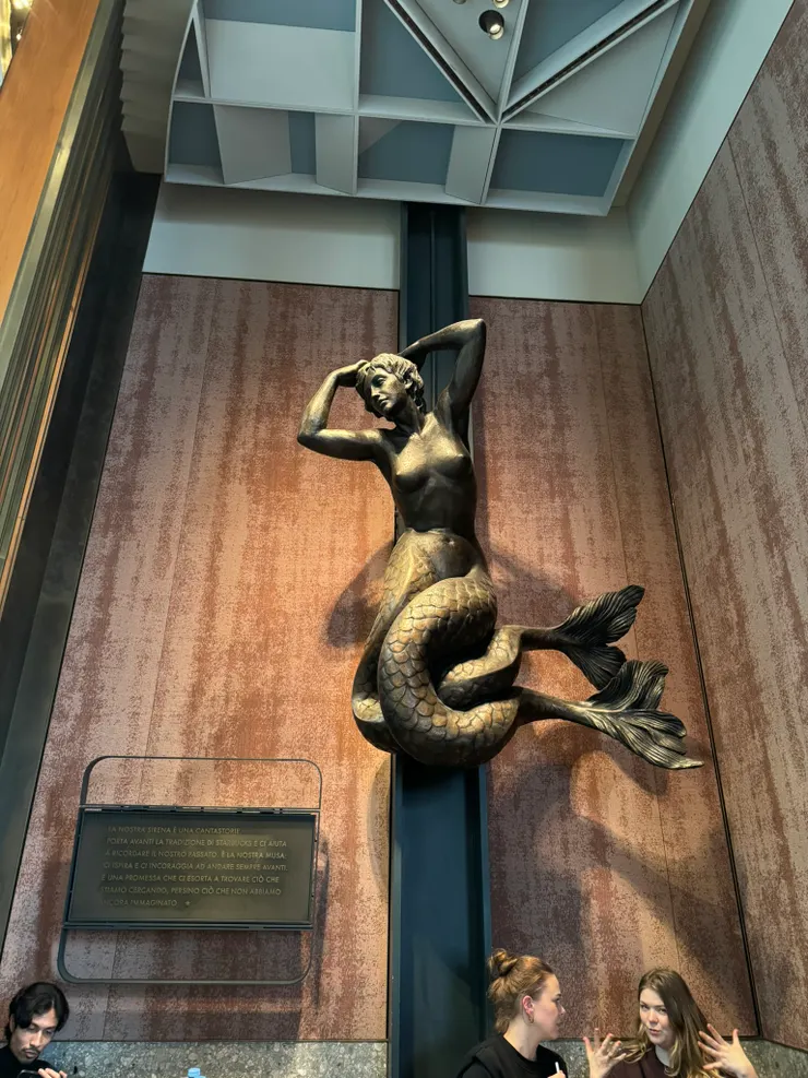 Starbucks Reserve Roastery Milano - Siren