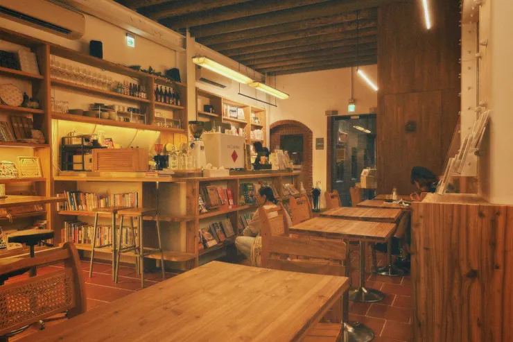 郭怡美書店 - 咖啡廳