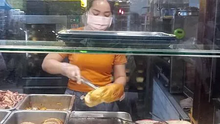 [異國美食]黑龍越南法國麵包，現點現做法國麵包代表店，信義區