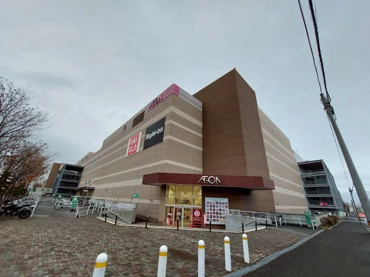 永旺樂夢城 札幌發寒店外觀