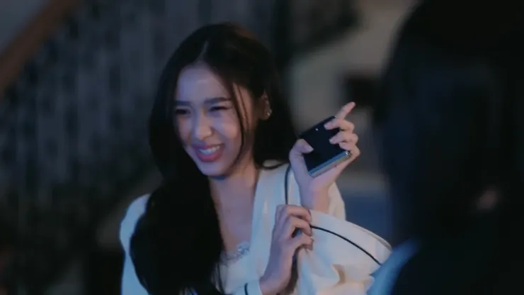 看起來完全沒事的May (4:04)