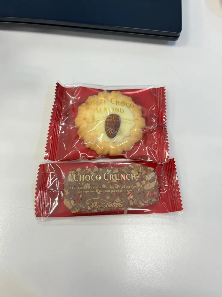 高帽子的喜餅們。