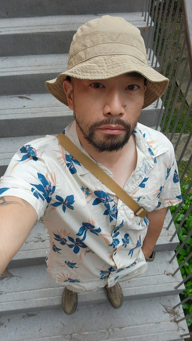 穿這樣子就有來泰國玩的感覺