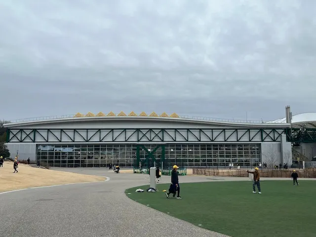 吉卜力大倉庫外觀，photo by bookarchery