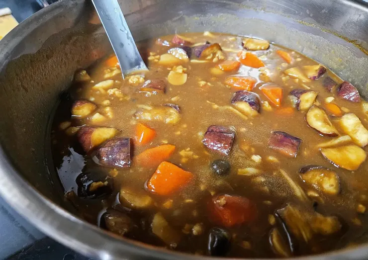 咖咖咖咖哩！🍛🍛  煮了香噴噴的新米來配。