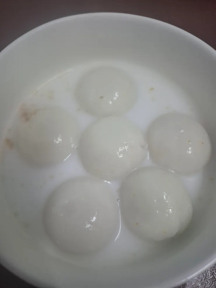 甜甜的好好吃喔。甜甜蜜蜜。