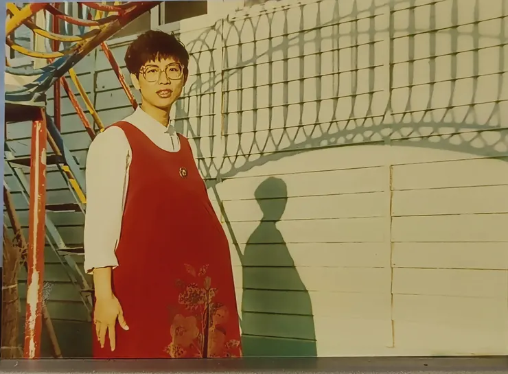 【1992年12月31日在家附近的文心幼稚園,恰恰是兒子出生前一週。】