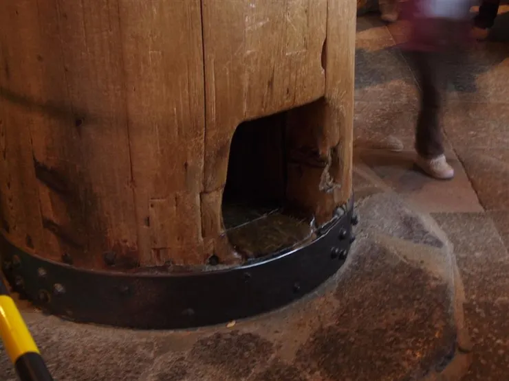 大東寺鑽洞體驗