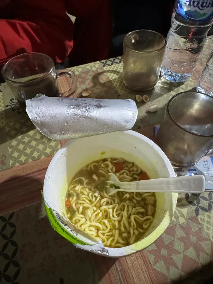 泡麵總是在這總時候吃，特別感到美味