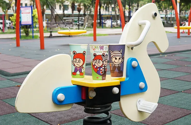 圖說:「從小學到高中,從南到北全都有,喝完下一家就在街口」1987年創立至今,全台9百多間門市,清心福全陪伴在生活左右。(資料來源:清心福全)