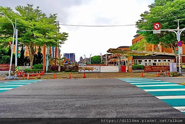 快樂國小，桃園桃園