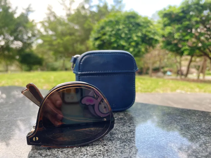 KlassiC. 輕行者摺疊墨鏡