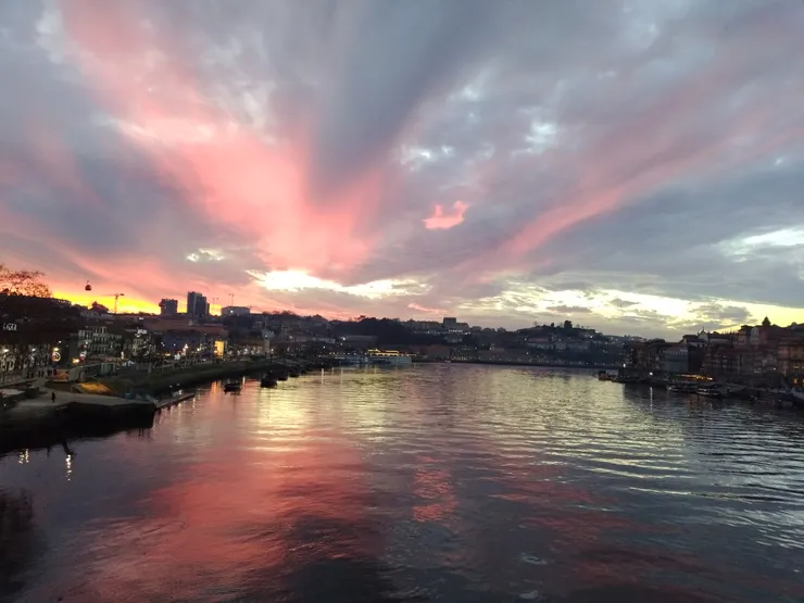 波多的日落美如畫