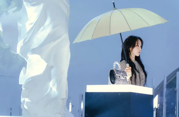 莎拉的真偽人生 | 評價 7.6/10  | awwrated