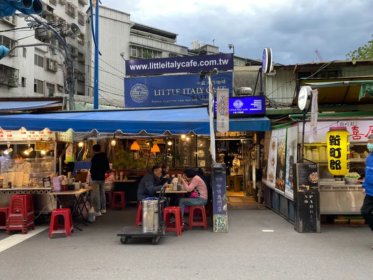 妹妹住過的地方，我都有寄住一陣子 ，感覺和她很接近 