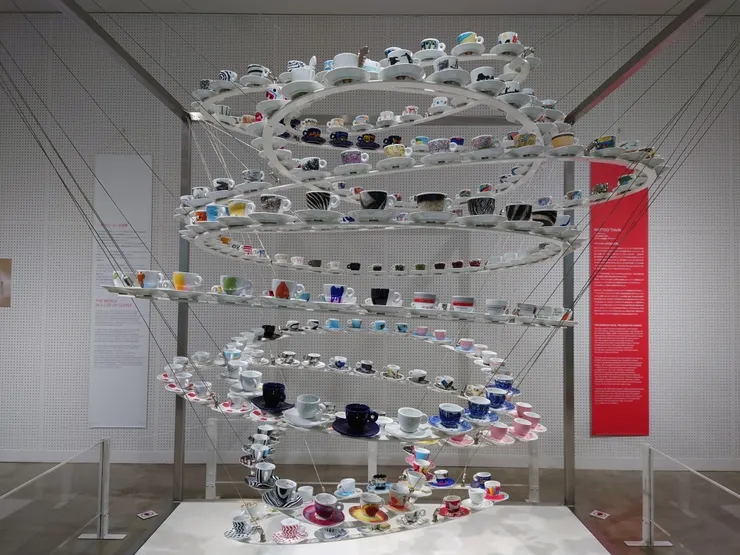 illy Art Collection典藏展將咖啡杯商品轉化成藝術品展示