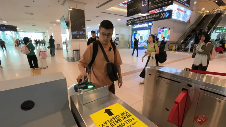 直接用手機掃QR code超方便