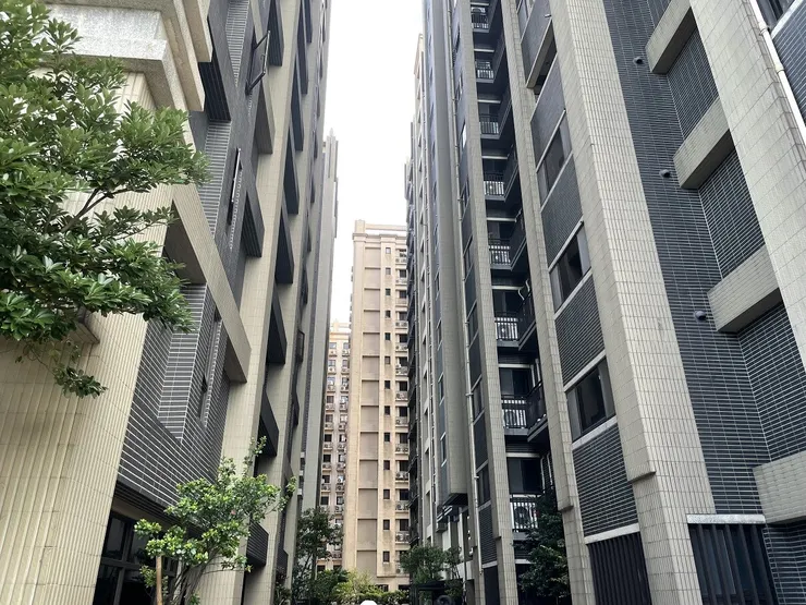 圖／5168實價登錄比價王 資料庫