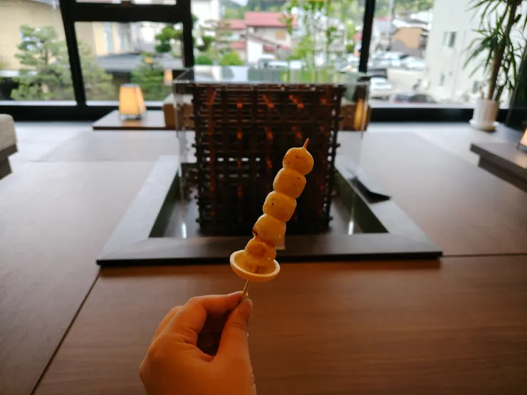 迎賓點心現烤糰子