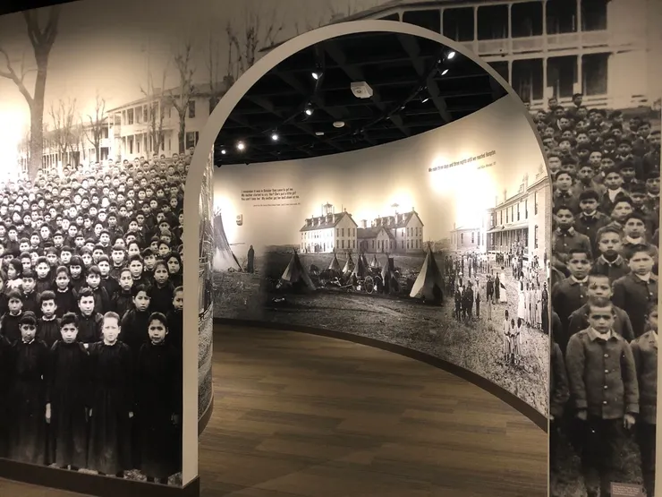 作者攝於 2022年10月｜The Heard Museum中的寄宿學校展區（原創作品，請勿擅自使用或轉載。）