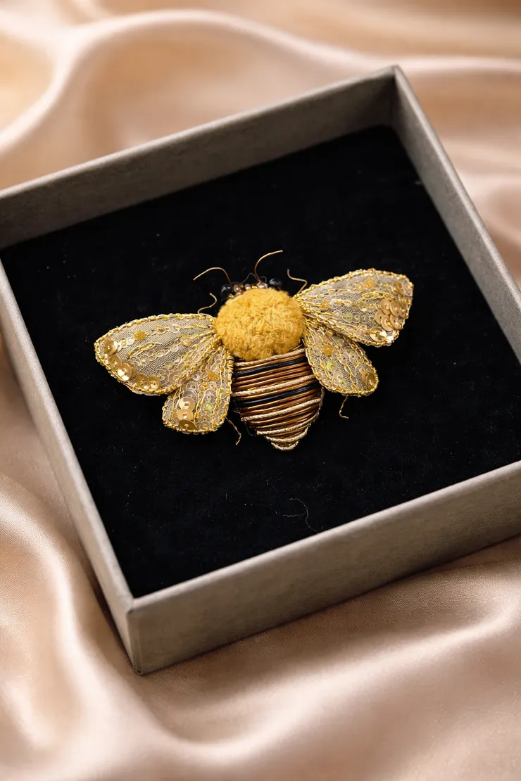 珠寶刺繡/小蜜蜂胸針