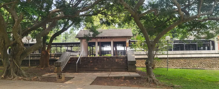 文學院(李建崑攝影)