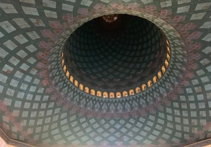 偉大清真寺圓頂內部
