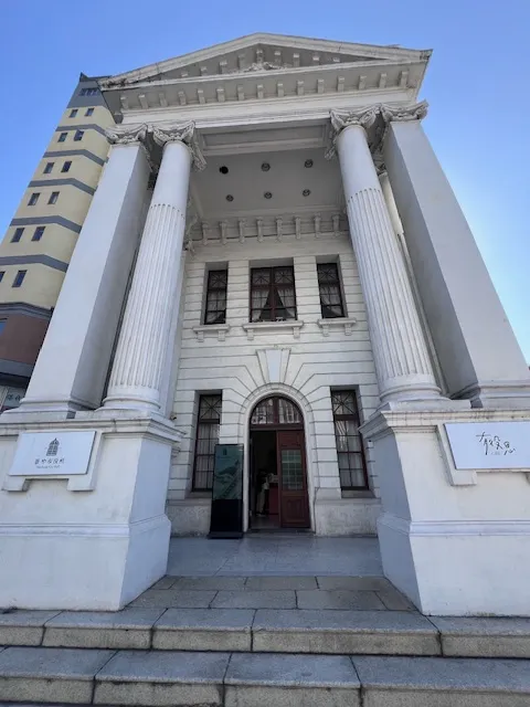 台中市役所正門,photo by bookarchery