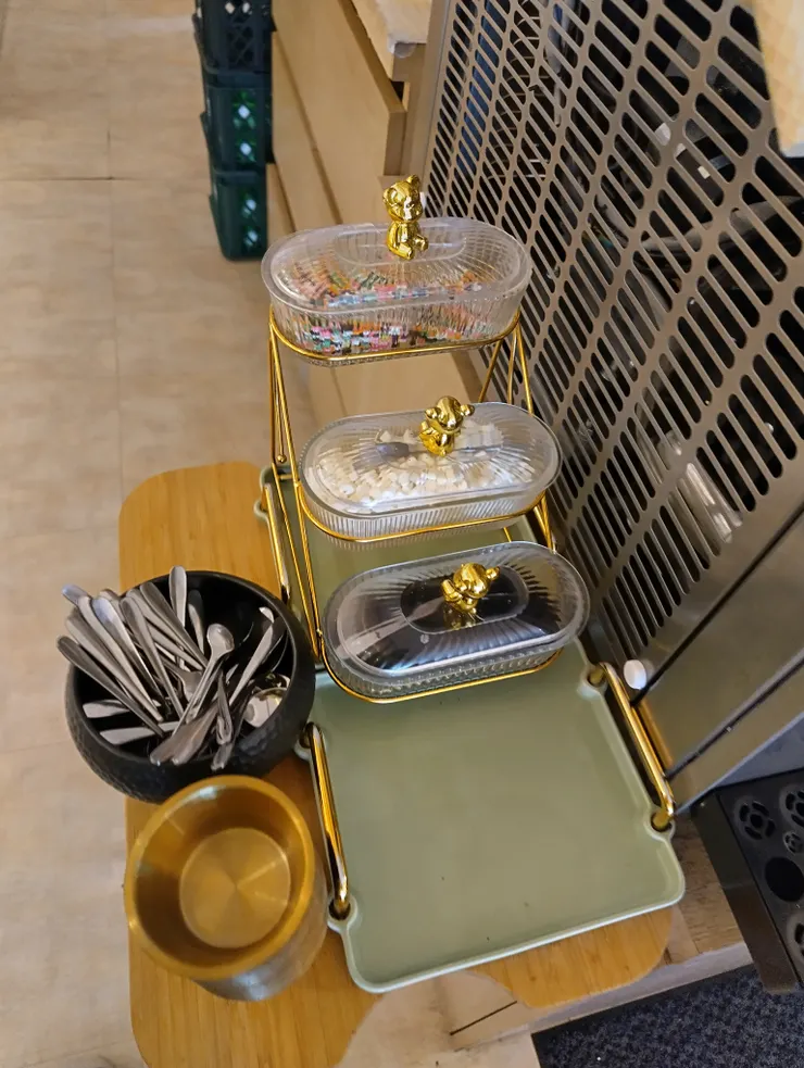 霜淇淋還有小甜點可以選擇