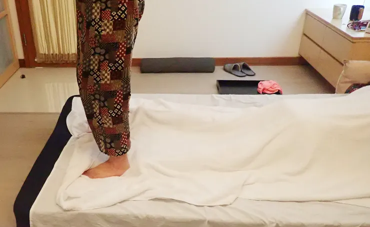 台北泰式按摩推薦【花廂鳥語】精油按摩，五行精油│泰式按摩推薦（預約制）