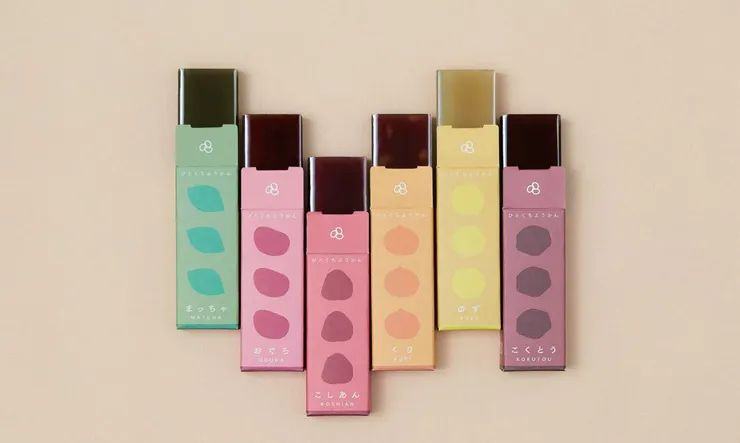 都松庵羊羹新包裝設計（圖／原點出版《日本包裝設計的商機&賣點》）