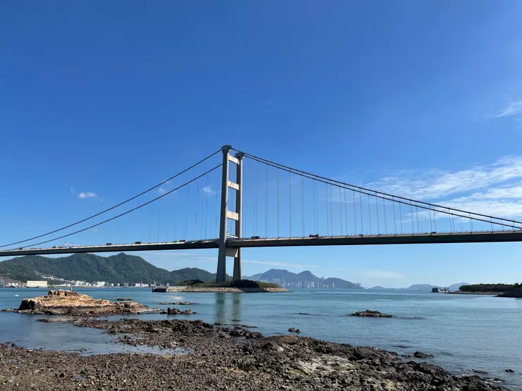 直望青馬大橋的馬灣，風景怡人。（作者拍攝）