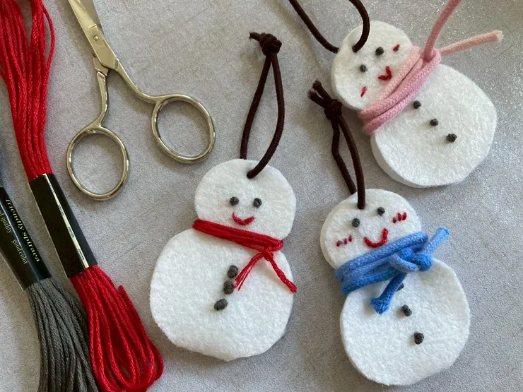 可愛的雪人寶寶們排排站！