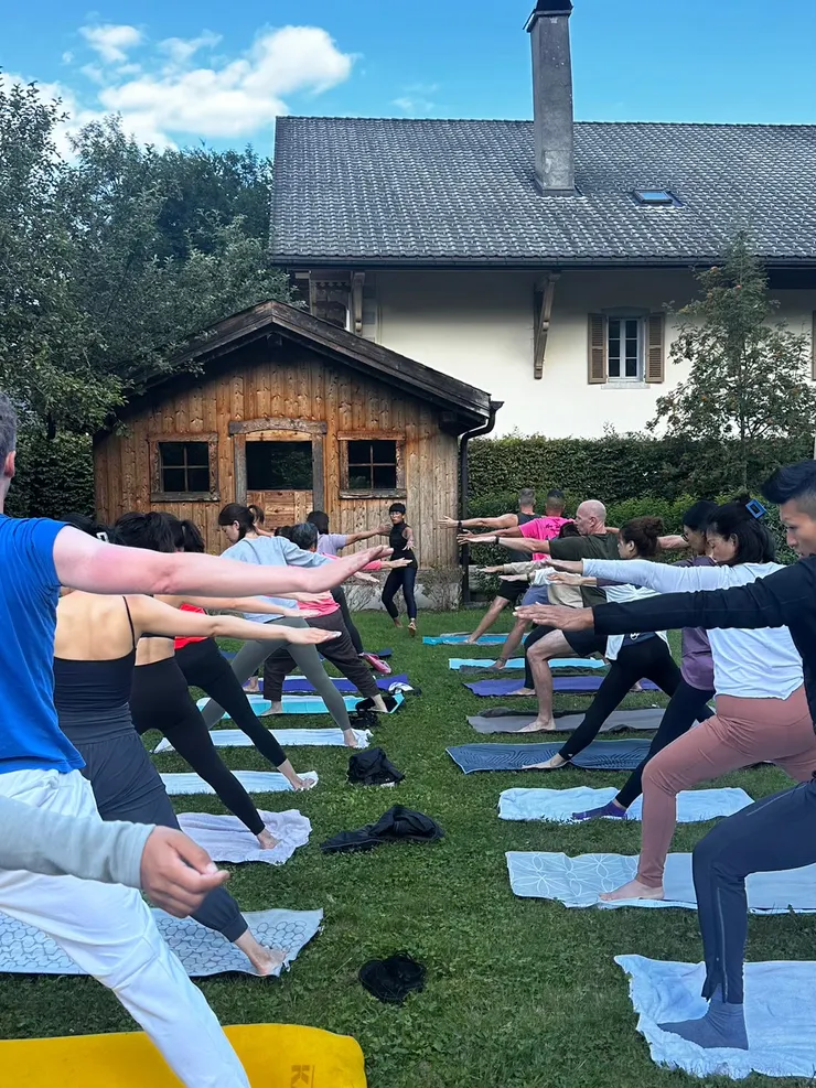 那一週的瑜珈，我的身體透露了我的慣性。