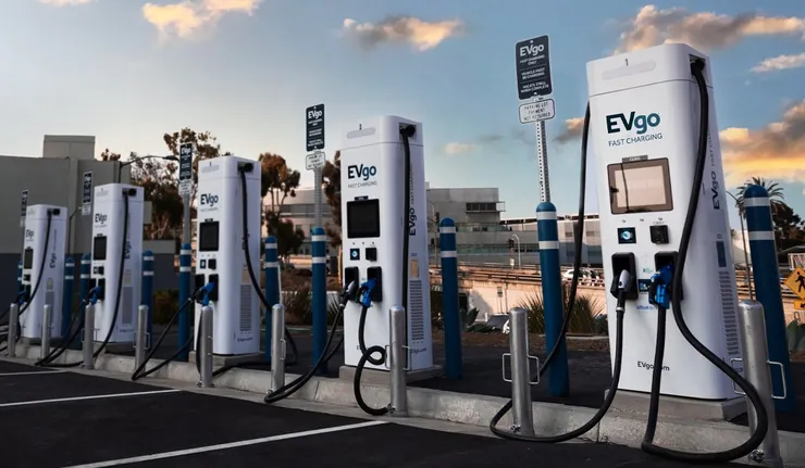 美國電動車充電營運商龍頭EVGO