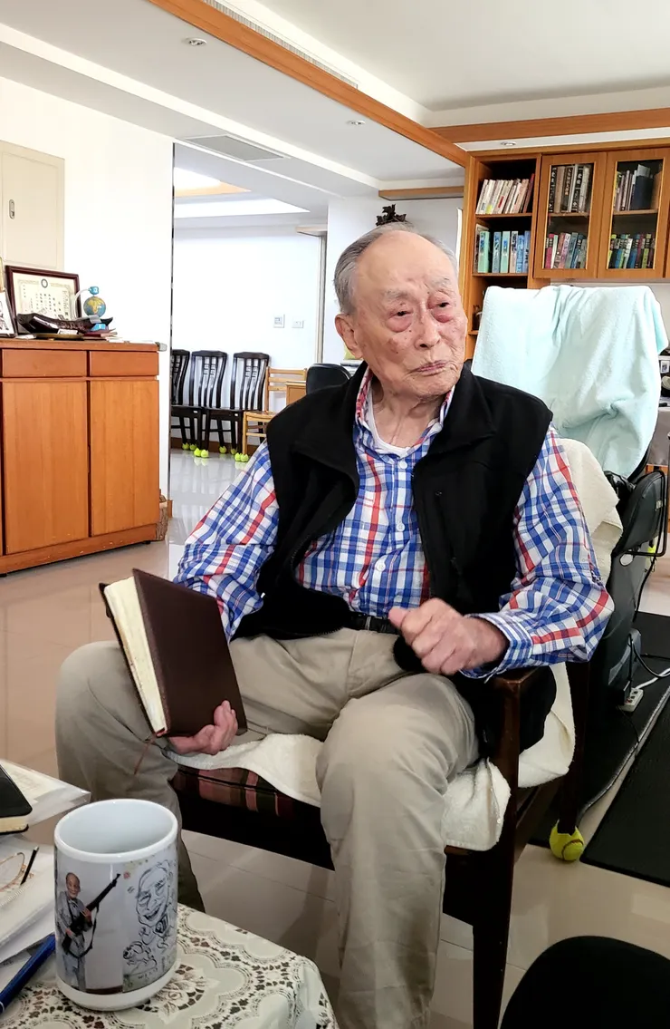 抗戰老兵.劉哲基先生(李建崑攝影)
