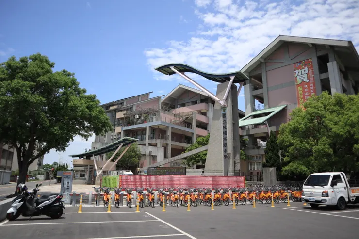 國立苑中與YouBike站點