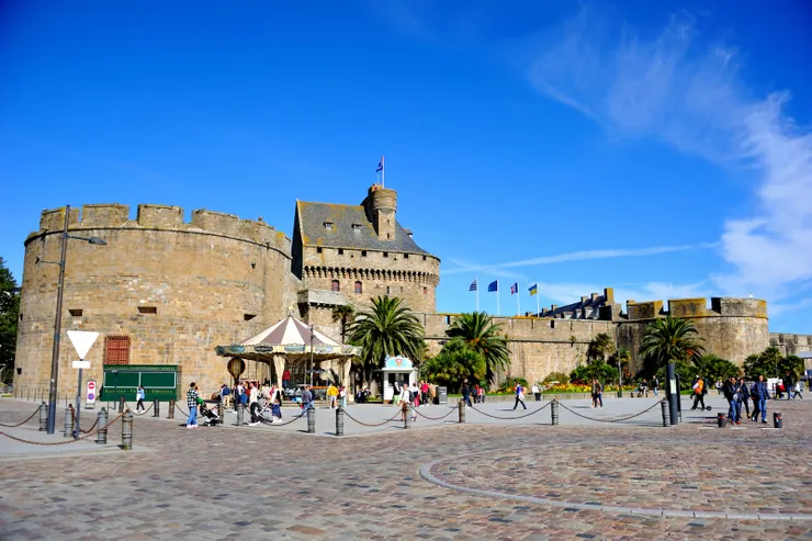 【古城保存的完整令人驚嘆，但其實百分之八十經過重建。】