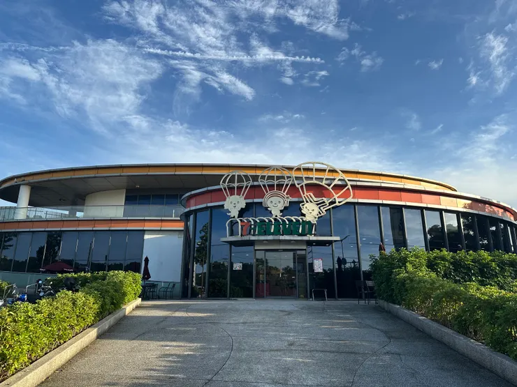 旗艦級的 7-11，堪稱台灣最美的風景