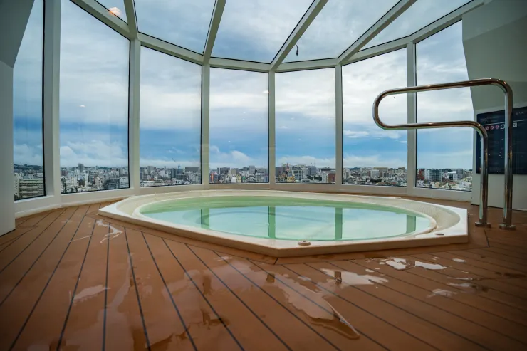 15樓室內的溫泉