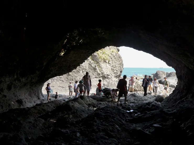 最大～的小車，march，嗶嗶！