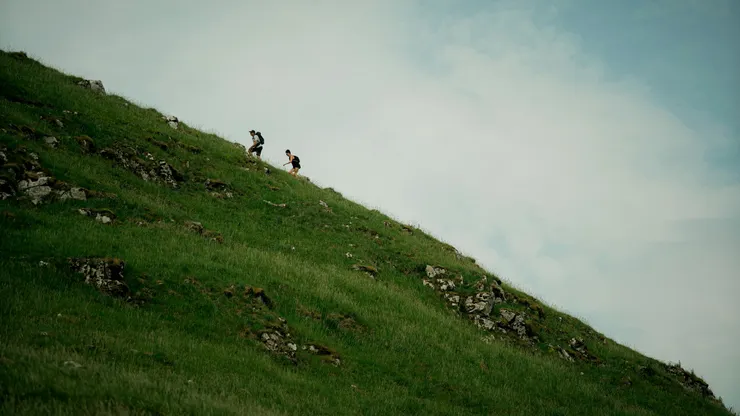 每天都不能停下來 是沒有盡頭的路