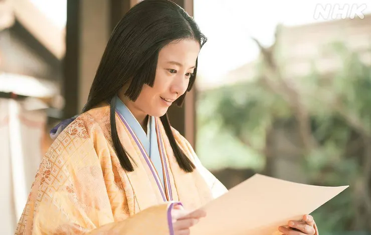 真尋見到熟悉的越前和紙兩眼放光