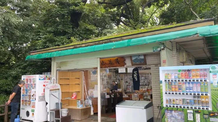 觀景台旁的商店