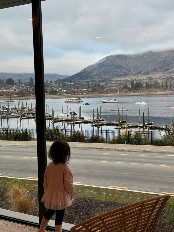 窗外的風景三歲小孩都懂