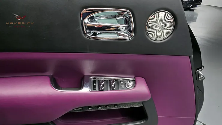 勞斯萊斯 Wraith Black Badge外匯車內裝