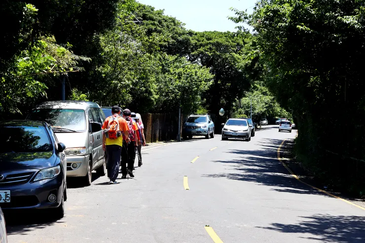 沿菁山路至山豬湖山