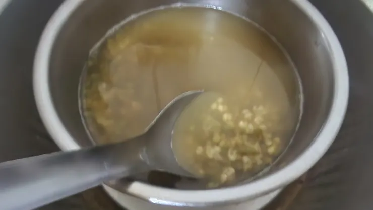 用電鍋煮出綠豆湯